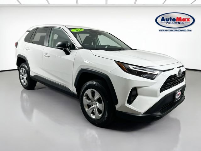 Used 2023 Toyota RAV4 LE AWD/4WD image 1