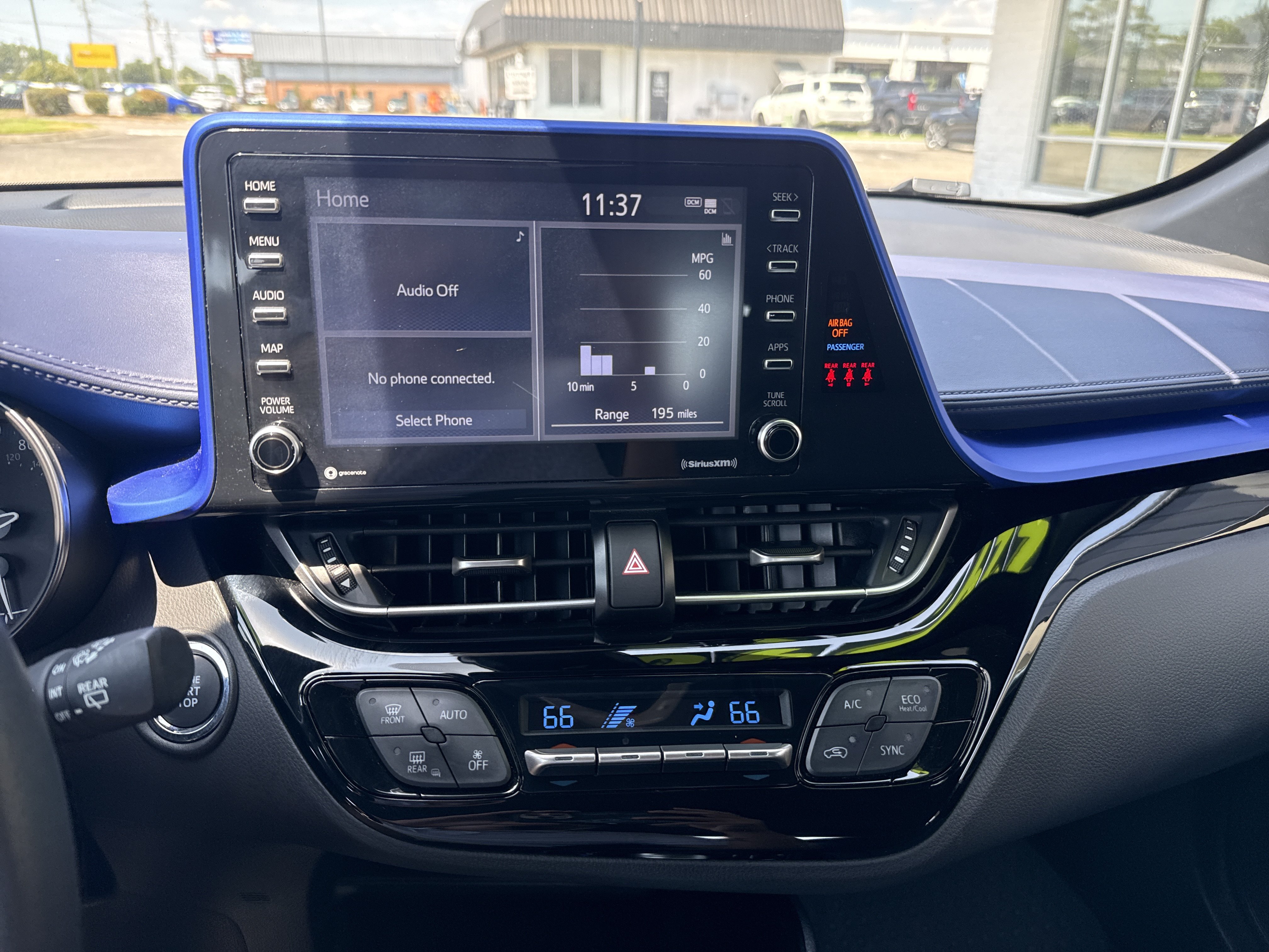 Used 2022 Toyota C-HR XLE FWD image 17