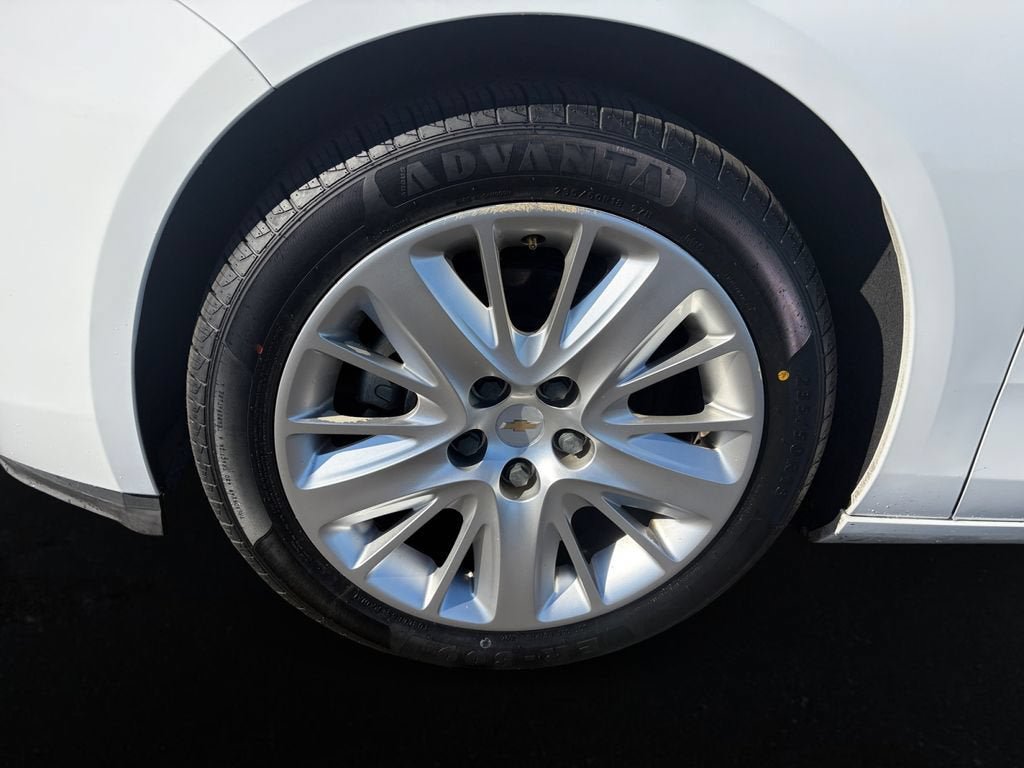 Certified 2018 Chevrolet Impala LS FWD image 9