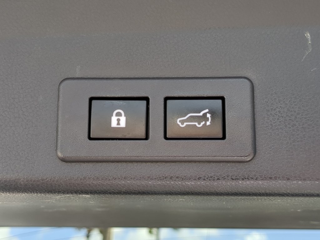 Used 2020 Subaru Ascent Limited w/ Technology Package AWD/4WD image 10