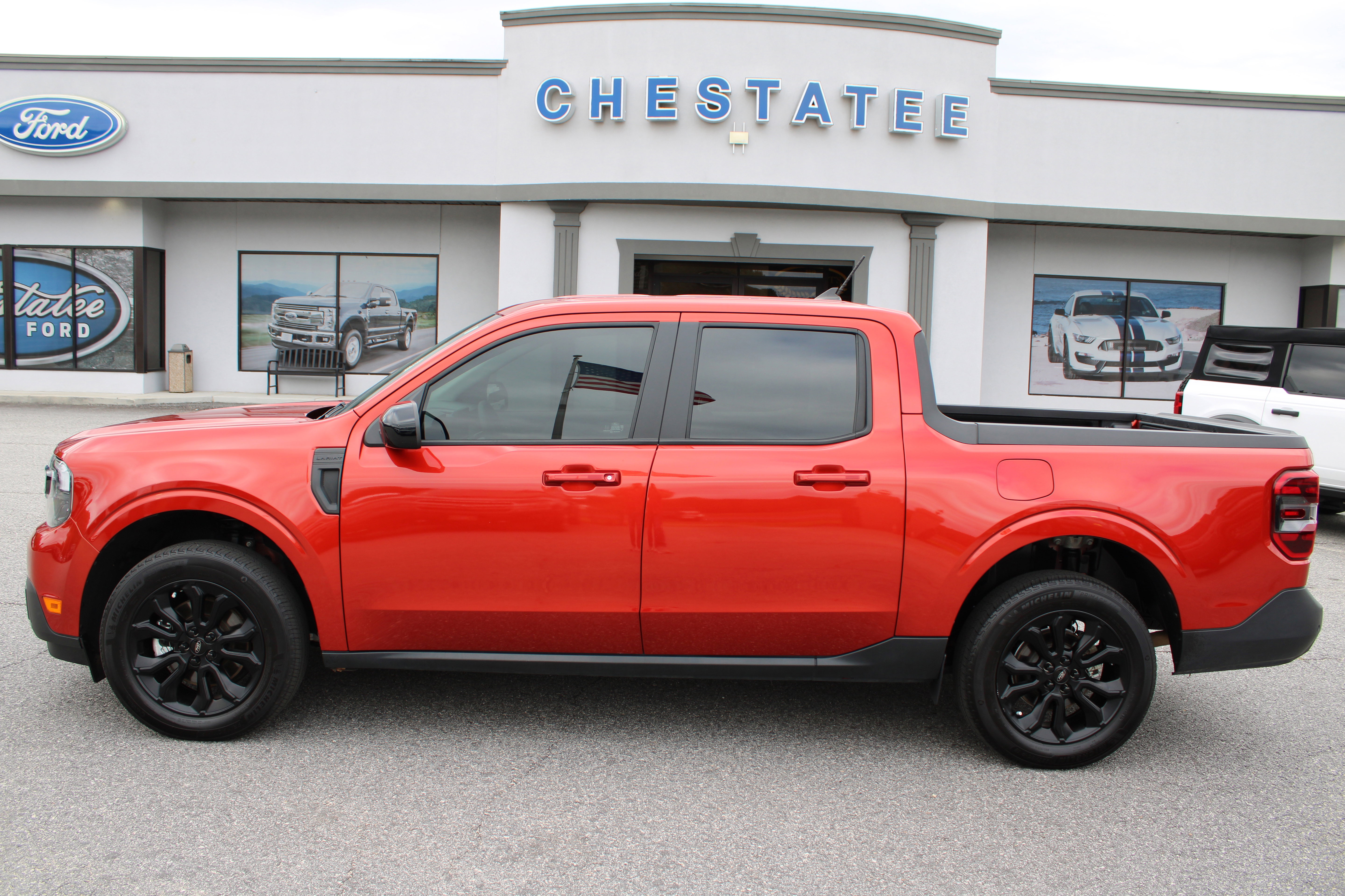 Used 2024 Ford Maverick Lariat w/ Black Appearance Package