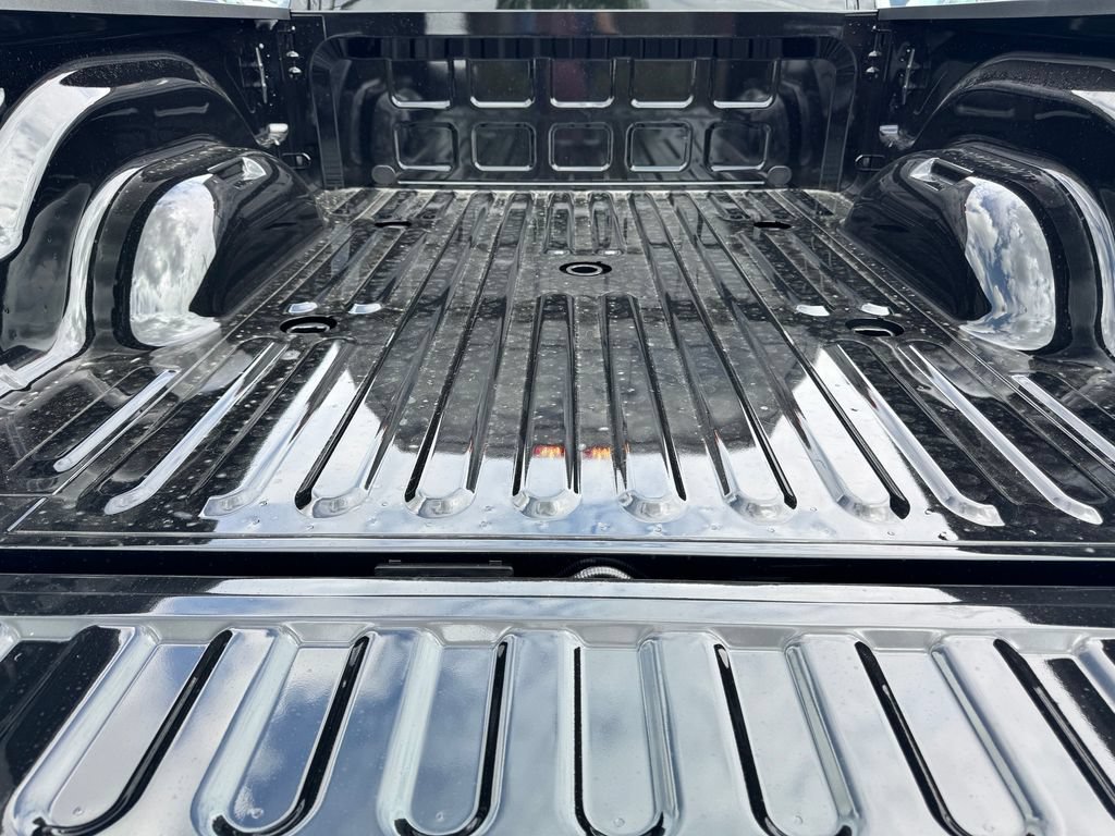New 2026 RAM 2500 Laramie AWD/4WD image 11
