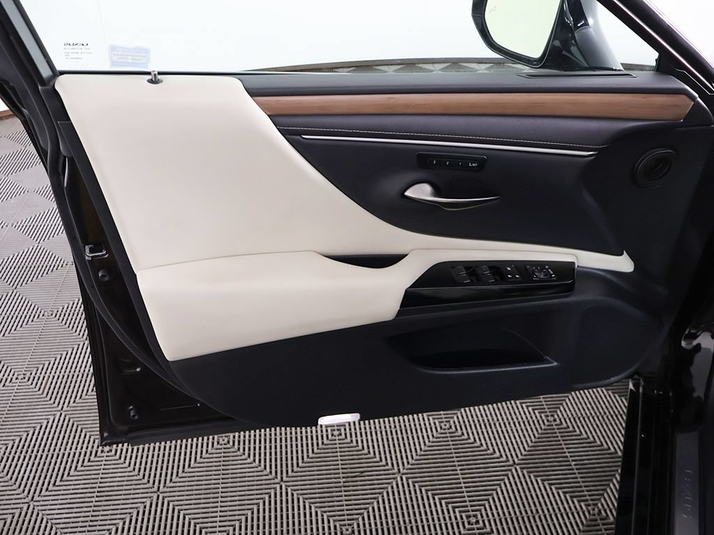 Used 2024 Lexus ES 350 w/ Premium Package FWD image 22
