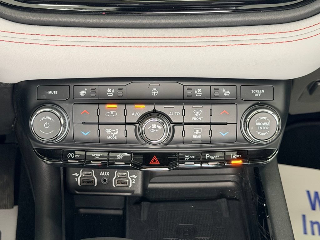 Used 2024 Dodge Durango Citadel AWD/4WD image 17