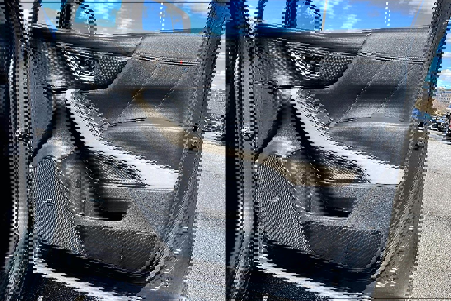 Used 2022 Subaru Forester Limited image 22