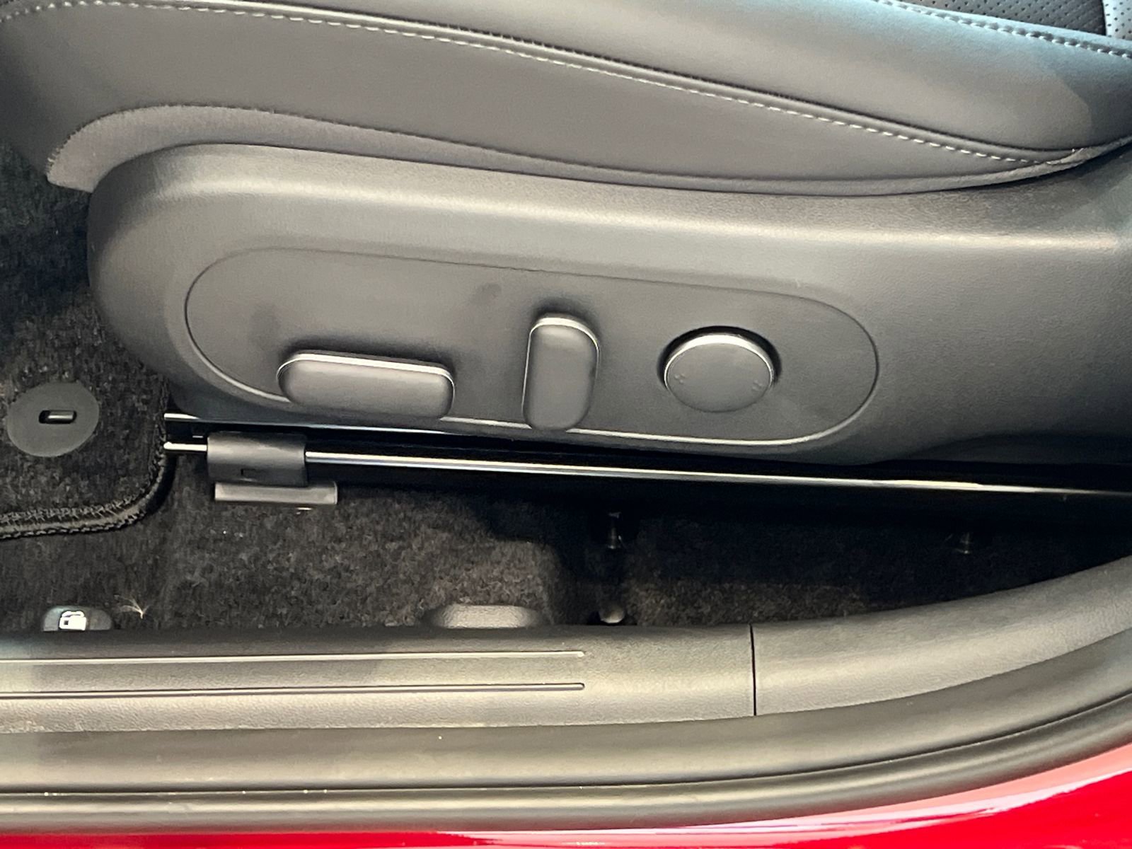 New 2026 Hyundai Kona Limited image 8