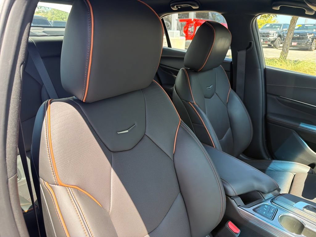 Used 2025 Cadillac CT4 Sport w/ Climate Package RWD image 39