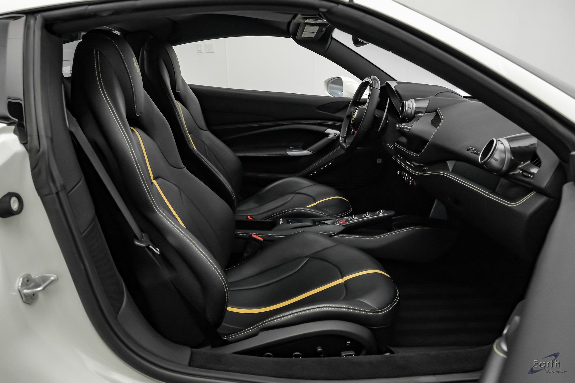 Used 2022 Ferrari F8 Tributo image 80