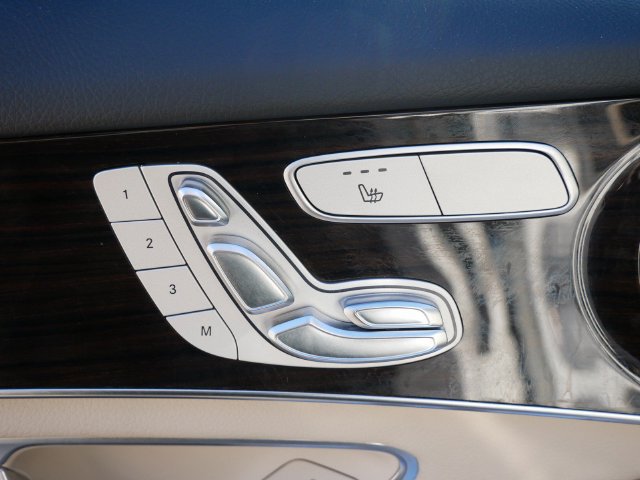 Used 2018 Mercedes-Benz GLC 300 4MATIC image 15