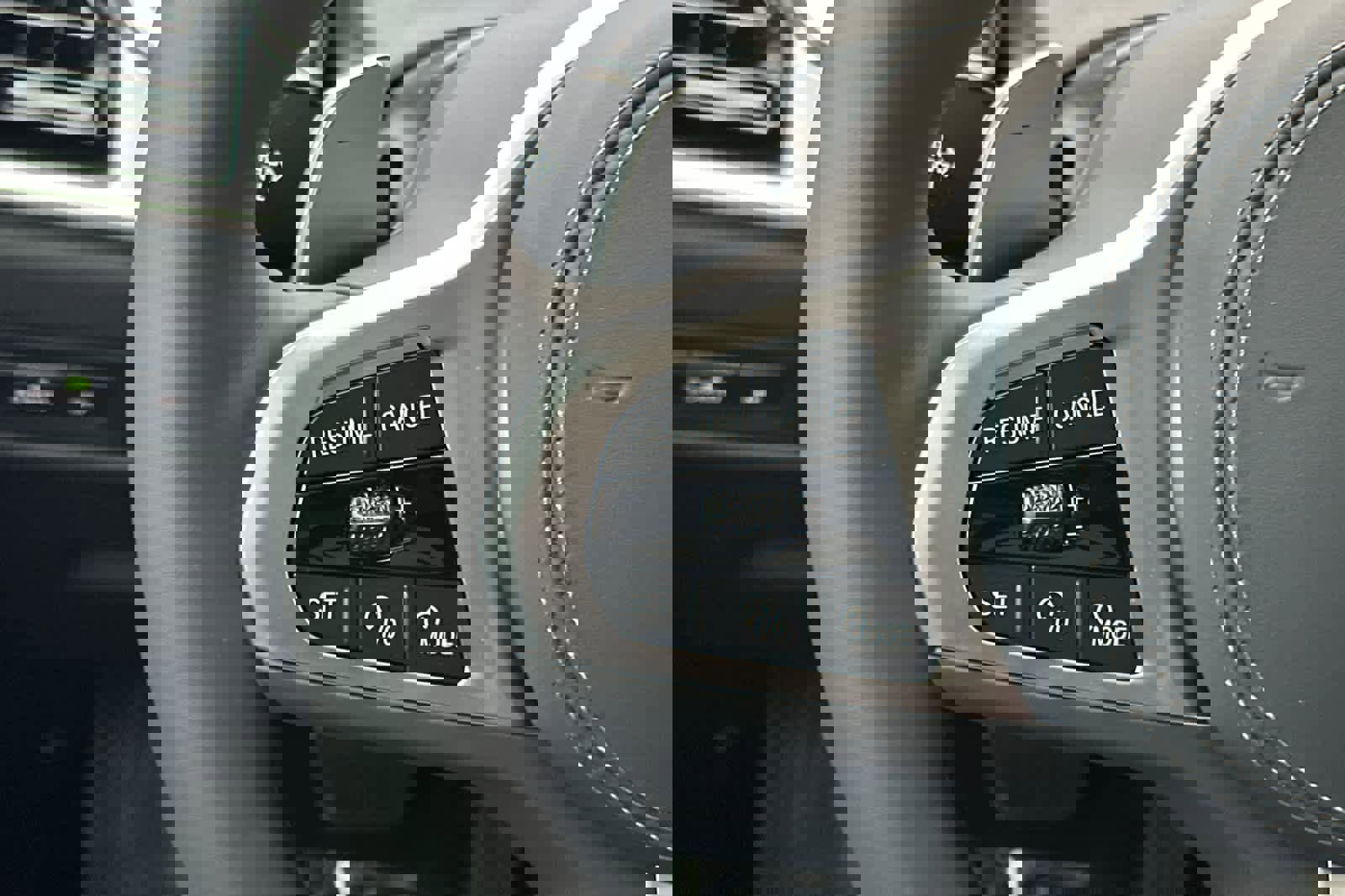 New 2026 BMW X6 xDrive40i image 27