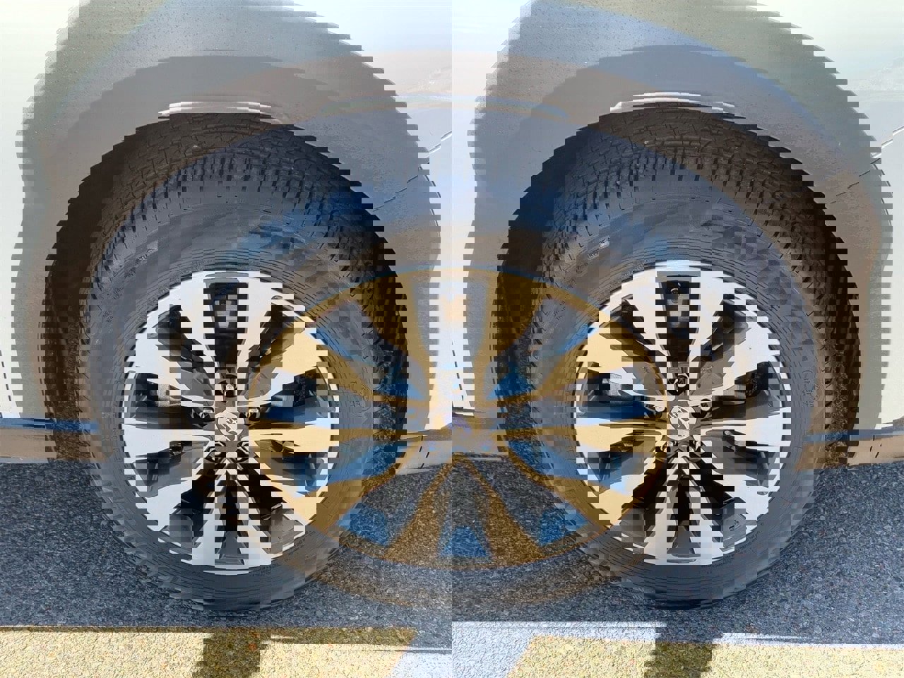 Used 2024 Subaru Outback Touring XT image 8