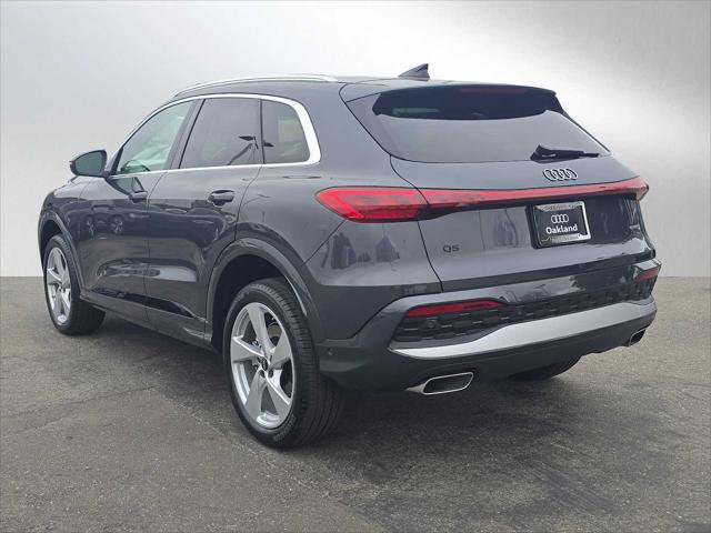 Used 2025 Audi Q5 Premium Plus w/ Premium Plus AWD/4WD image 5