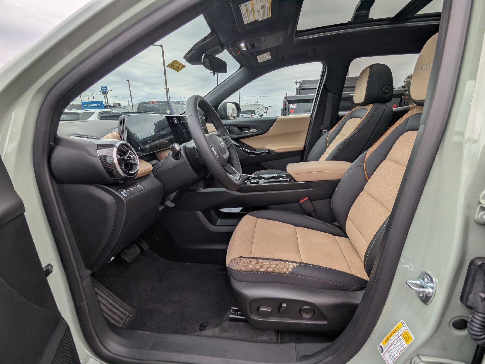 New 2026 Chevrolet Equinox ACTIV w/ Convenience Package III image 52