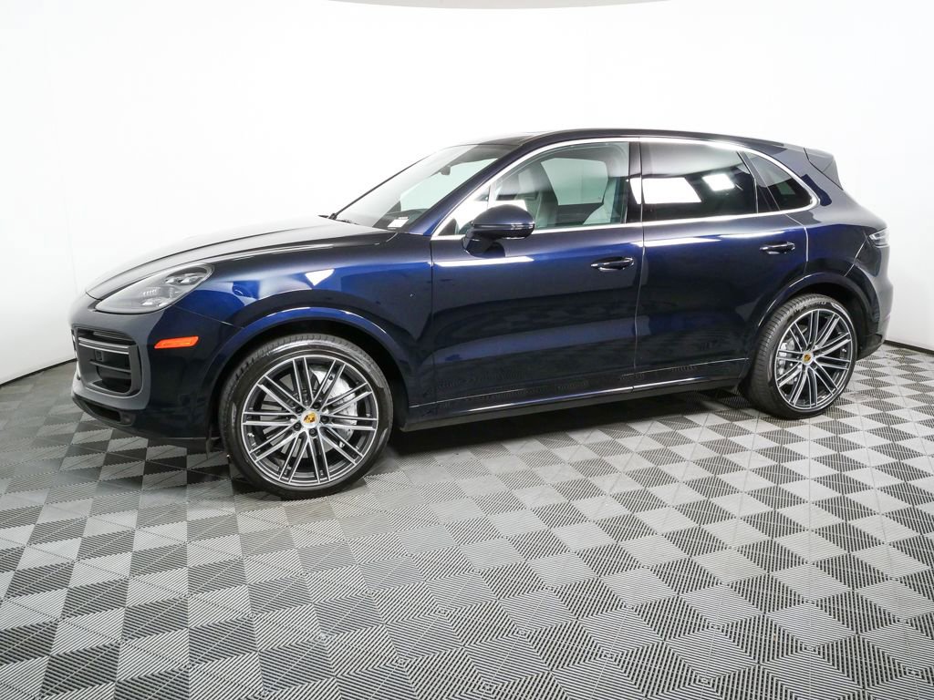 Certified 2021 Porsche Cayenne Turbo AWD/4WD image 2