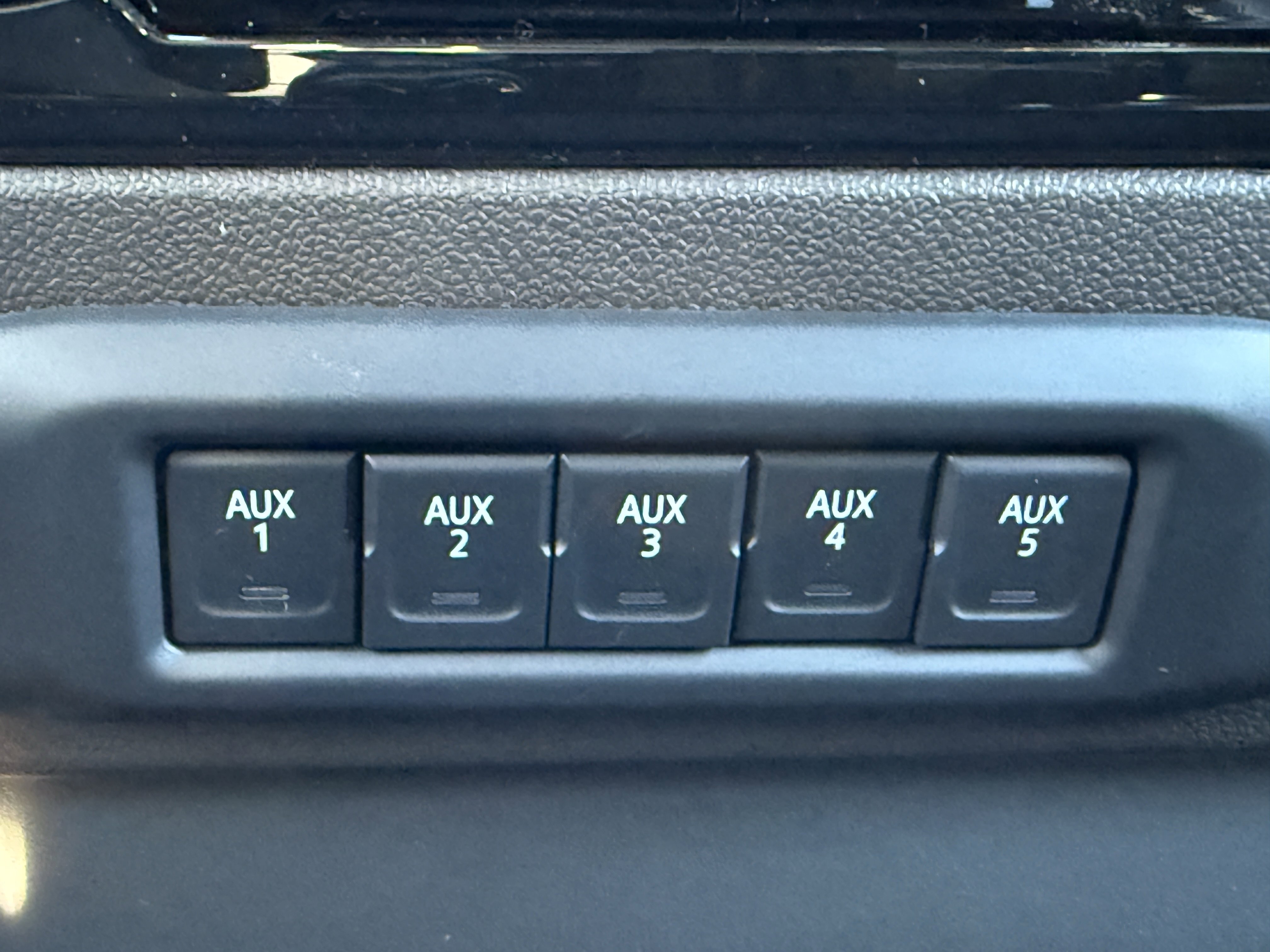 New 2026 GMC Sierra 3500 SLE image 30