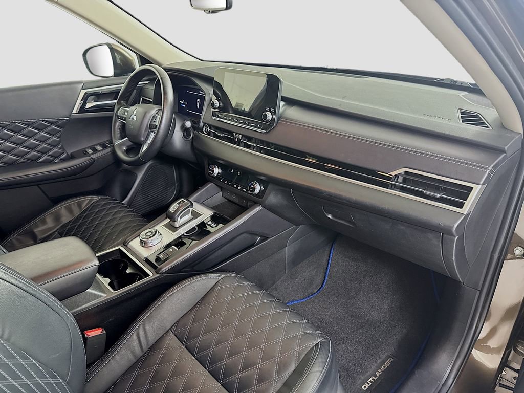 Used 2023 Mitsubishi Outlander SEL image 26