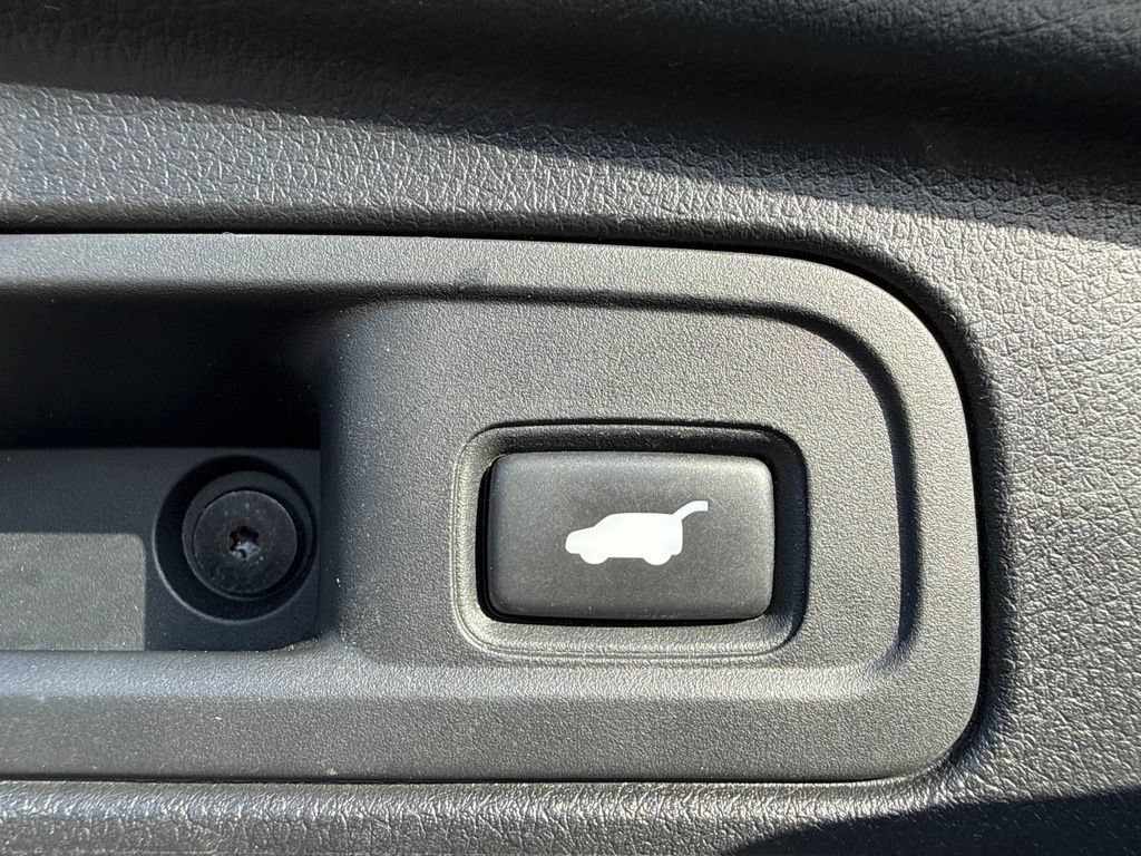 Used 2017 Honda Pilot EX-L image 10