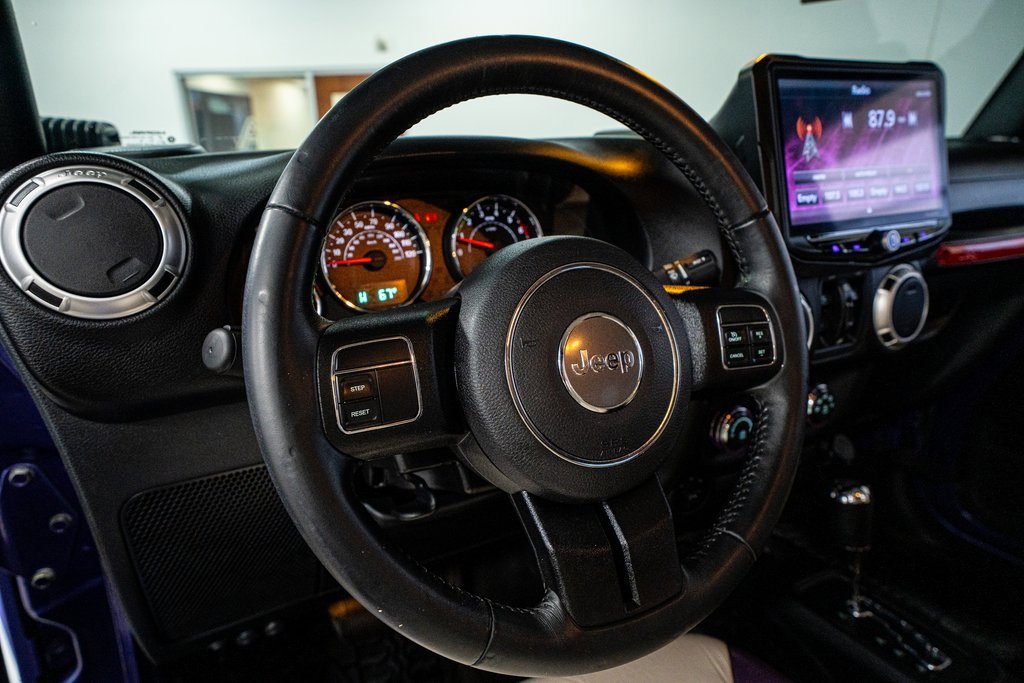 Used 2018 Jeep Wrangler Unlimited Sahara image 34