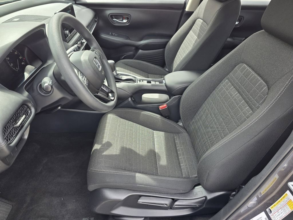 Used 2025 Honda HR-V LX image 30