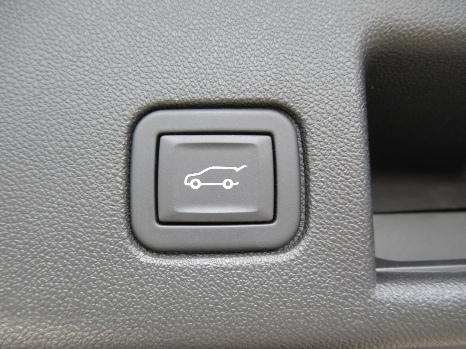 Used 2024 Chevrolet Equinox Premier FWD image 35