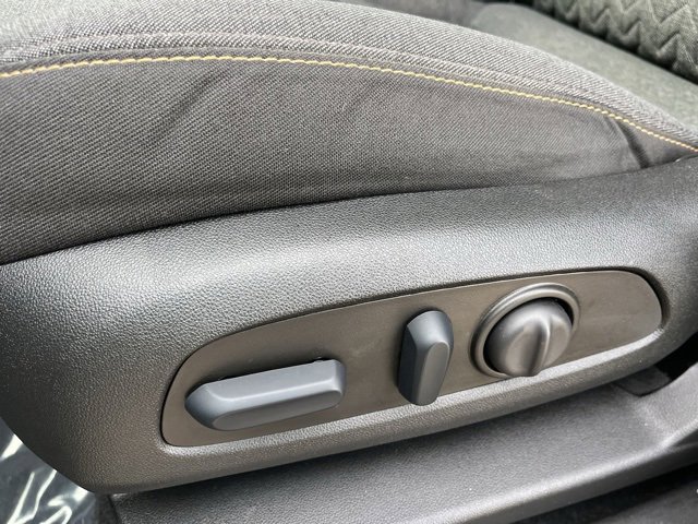 Used 2023 Chevrolet Equinox LT image 14