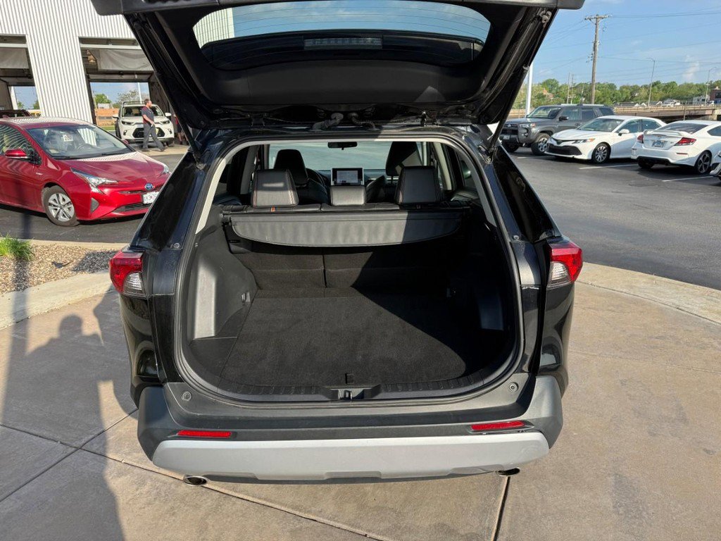 Certified 2024 Toyota RAV4 Adventure AWD/4WD image 8