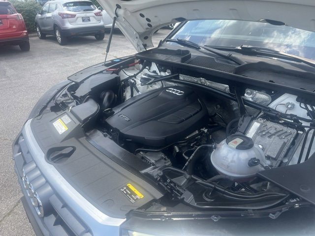 Used 2020 Audi Q5 2.0T Premium w/ Convenience Package image 10