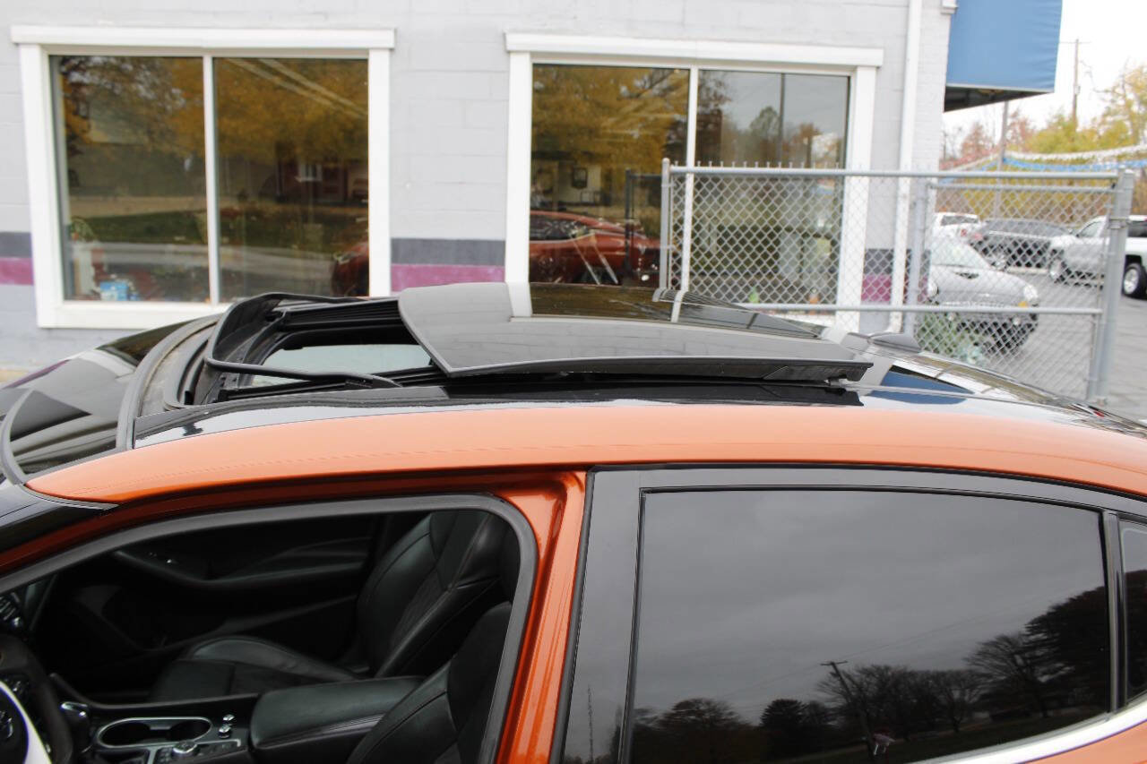 Used 2019 Nissan Maxima SR w/ Premium Package image 38