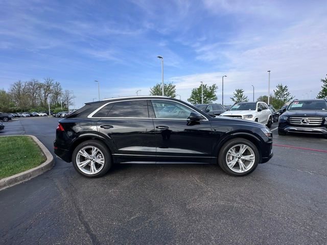 Used 2023 Audi Q8 Prestige image 11