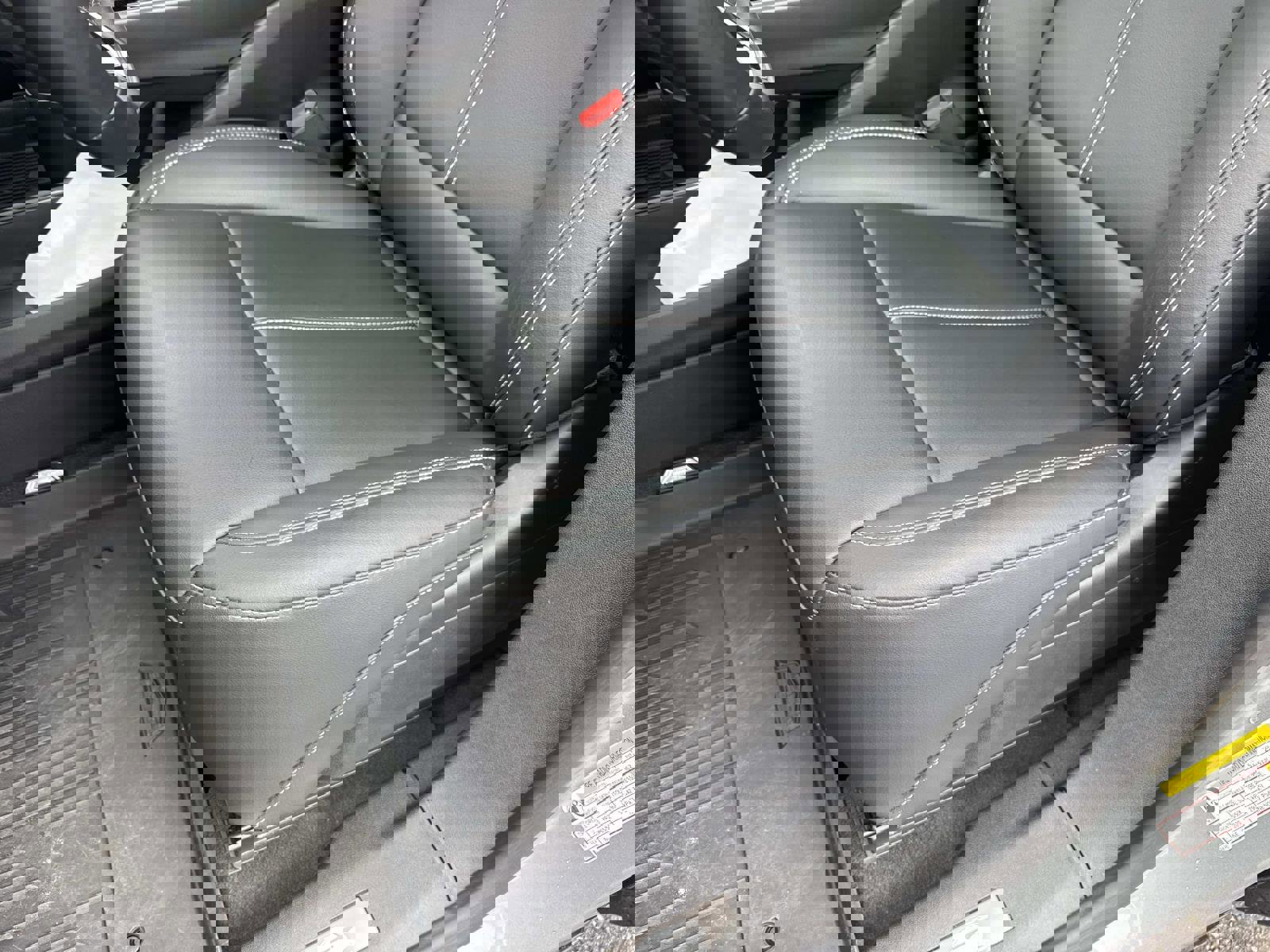 Certified 2024 Cadillac Lyriq Tech image 19