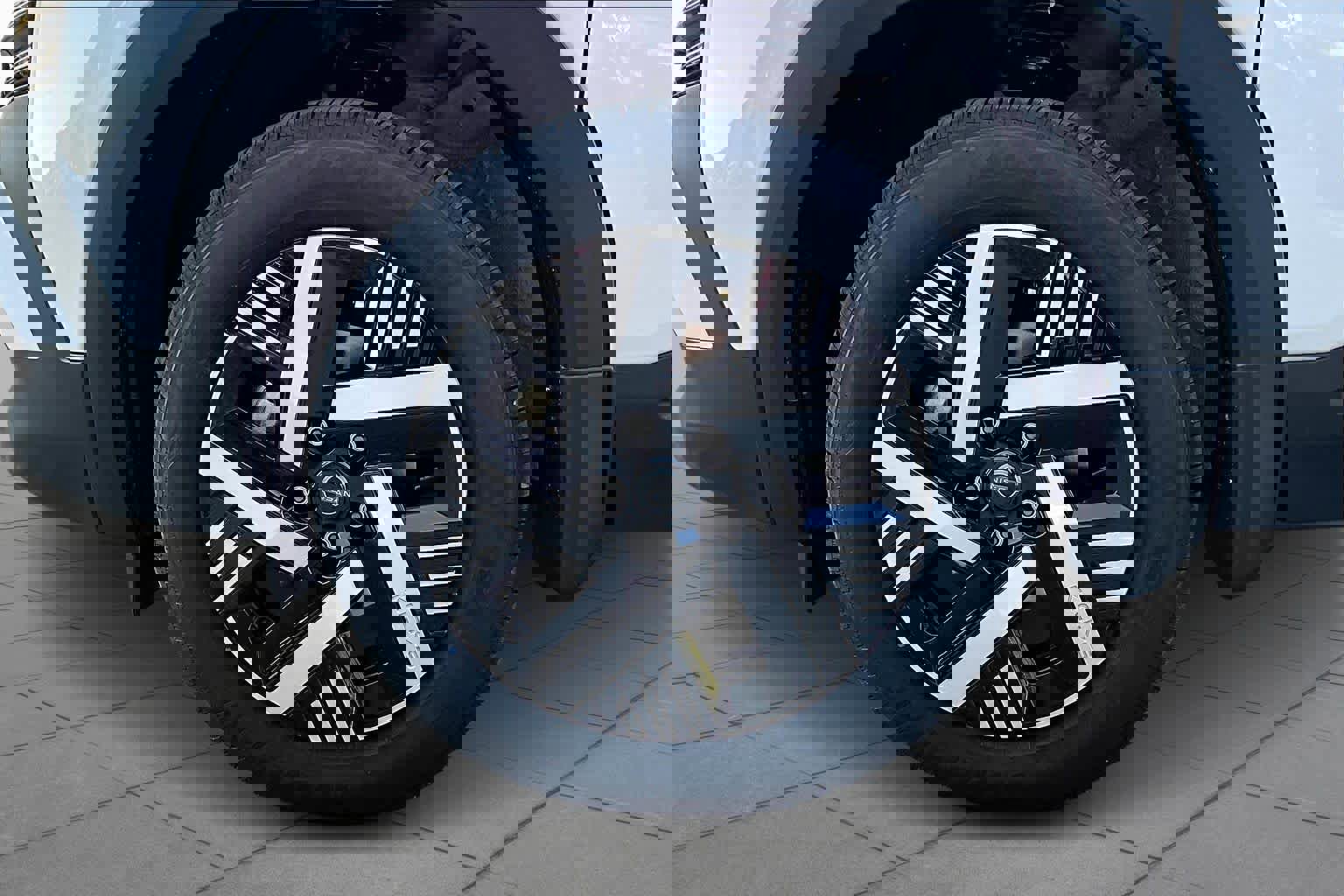 New 2026 Nissan Kicks SV image 9