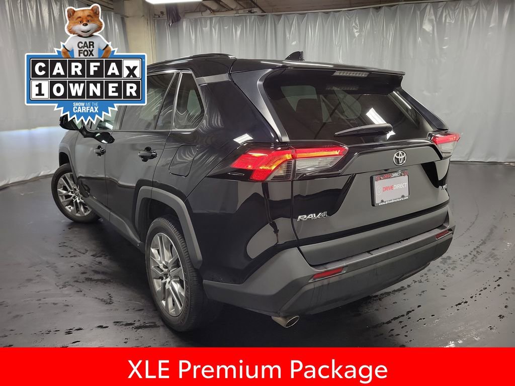 Used 2023 Toyota RAV4 XLE Premium image 6