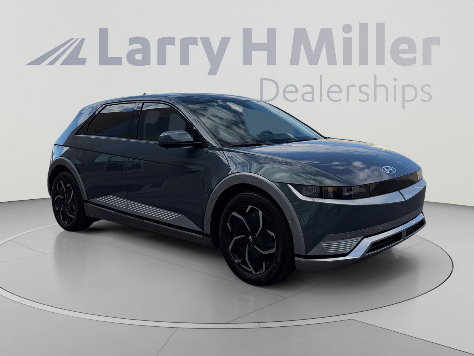 Certified 2024 Hyundai Ioniq 5 Limited RWD image 7