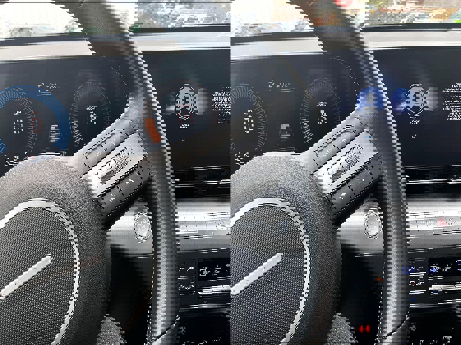 Used 2025 Hyundai Kona SEL image 23