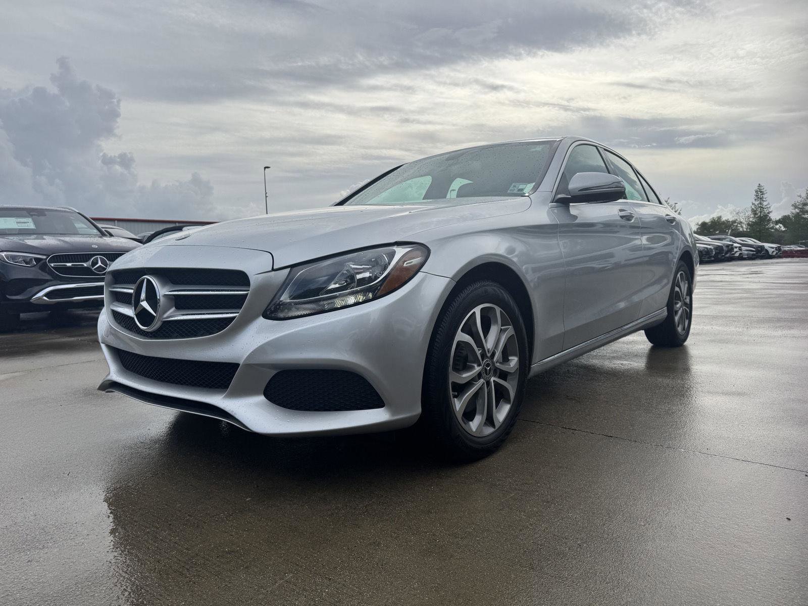 Used 2018 Mercedes-Benz C 300 4MATIC Sedan image 3