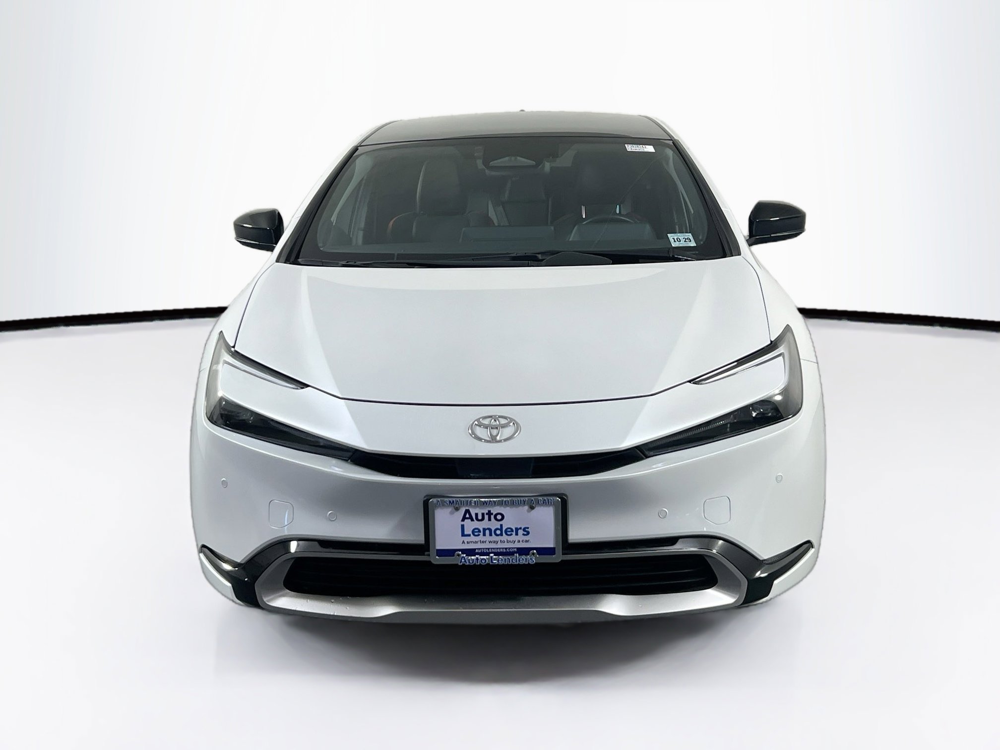 Used 2024 Toyota Prius Prime Premium w/ Advanced Technology Package image 2