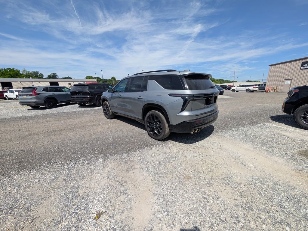 Used 2024 Chevrolet Traverse RS w/ LPO, Floor Liner Package AWD/4WD image 4