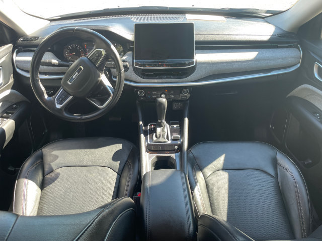 Used 2022 Jeep Compass Latitude w/ Sun and Sound Group AWD/4WD image 23