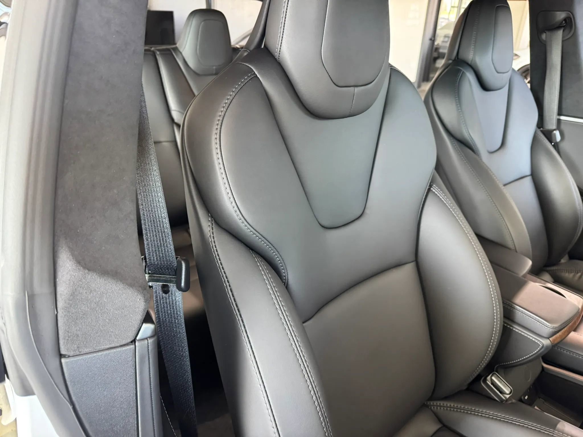 Used 2018 Tesla Model S 100D image 13