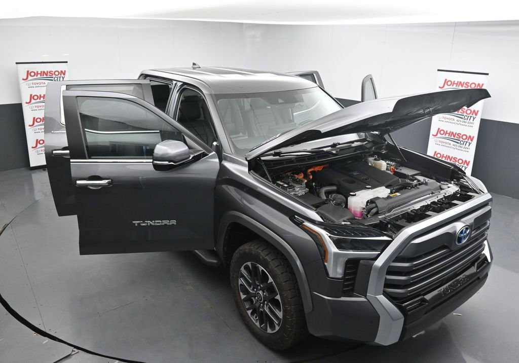 Used 2024 Toyota Tundra Limited AWD/4WD image 42