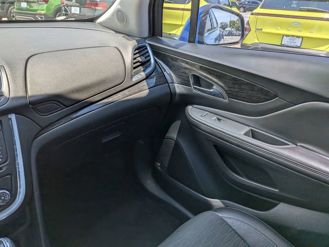 Used 2015 Buick Encore FWD image 17