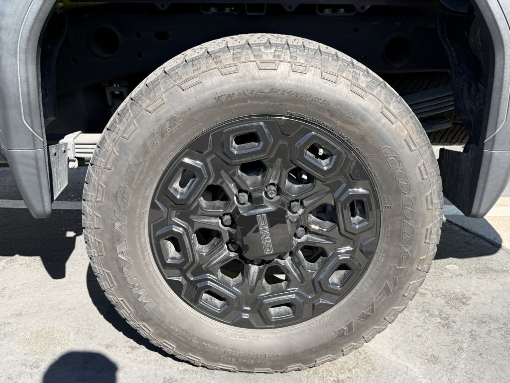 Used 2022 GMC Sierra 2500 Denali w/ Denali Ultimate Package image 5