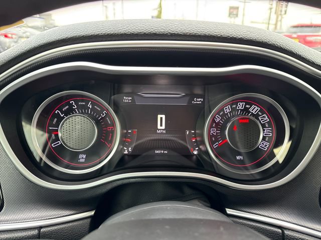 Used 2015 Dodge Challenger R/T Plus image 20