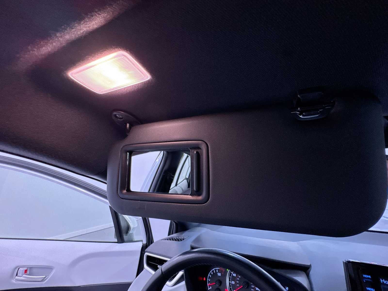 Used 2022 Toyota Corolla SE FWD image 33