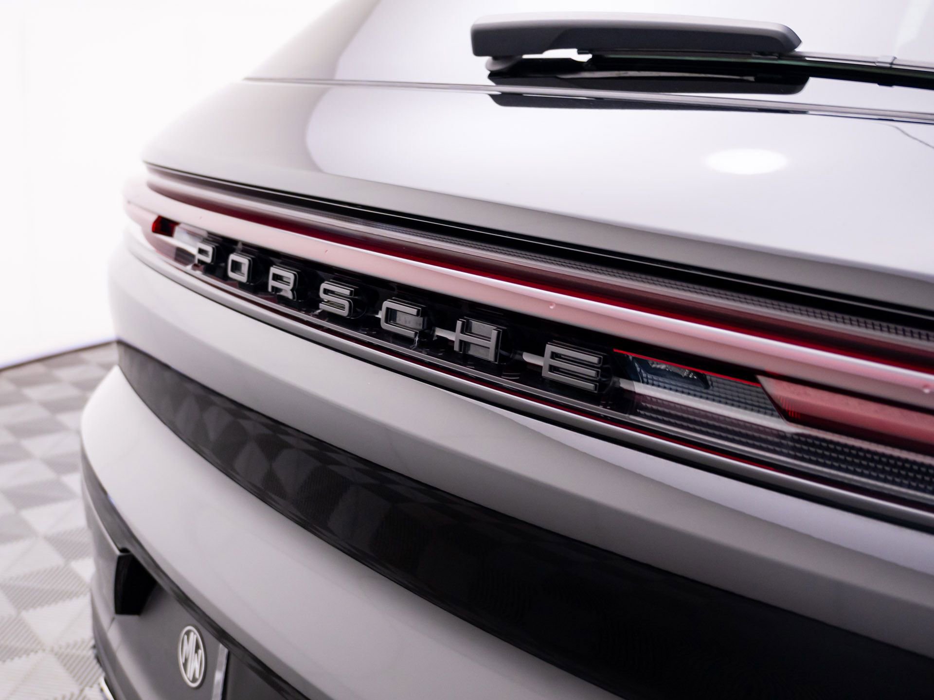 Used 2024 Porsche Cayenne S image 35