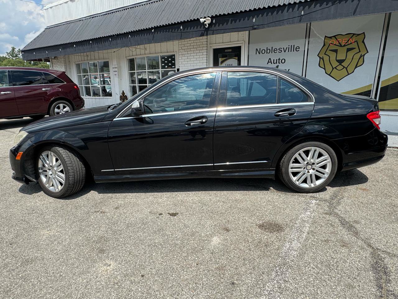 Used 2008 Mercedes-Benz C 300 4MATIC Sedan w/ Multimedia Pkg image 3