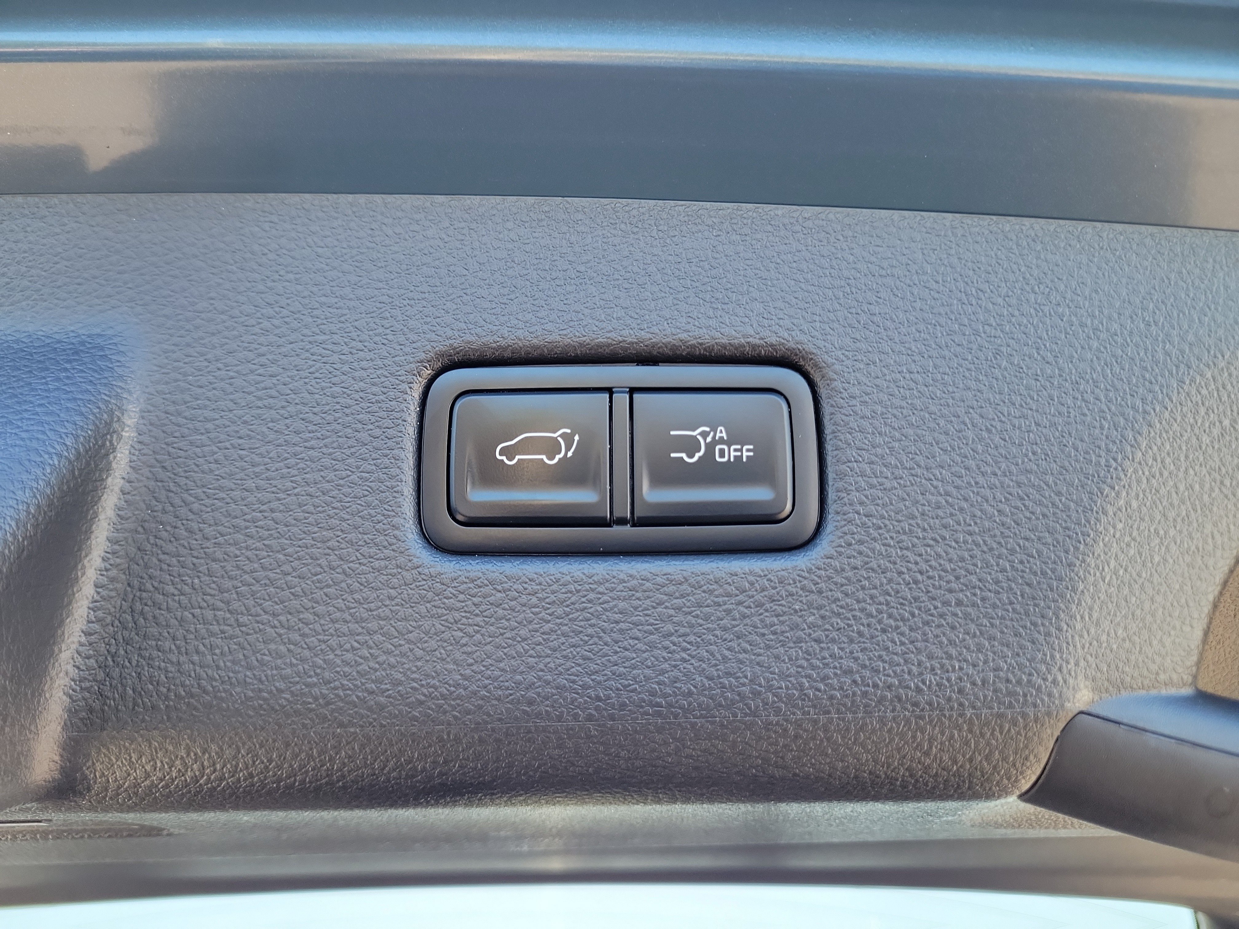 Certified 2024 Kia Carnival SX Prestige FWD image 15