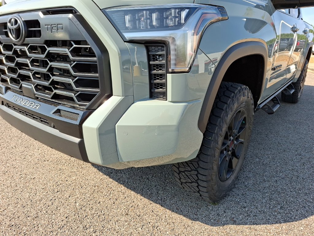 New 2026 Toyota Tundra Limited w/ TRD Off-Road Package AWD/4WD image 9