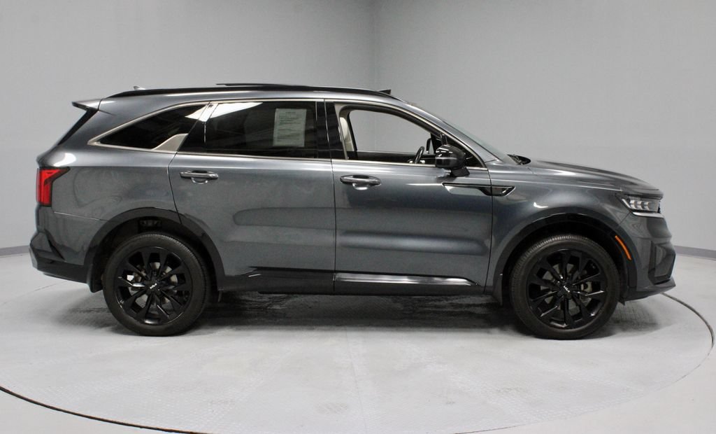 Used 2022 Kia Sorento SX AWD/4WD image 12