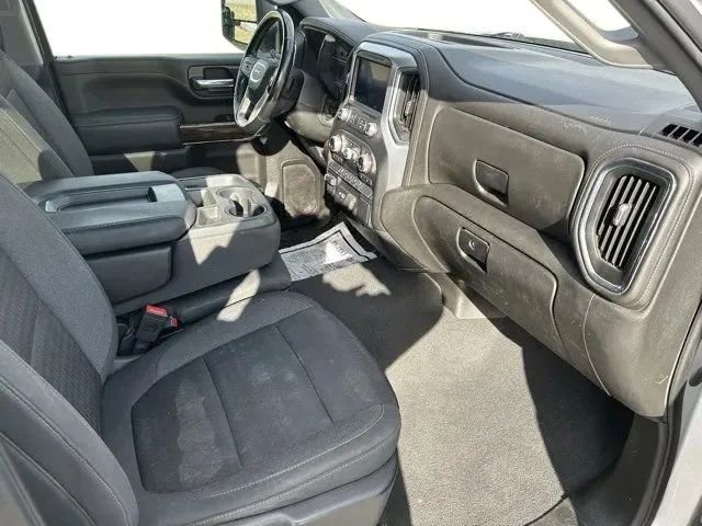 Used 2023 GMC Sierra 2500 SLE w/ Gooseneck/5TH Wheel Package image 17